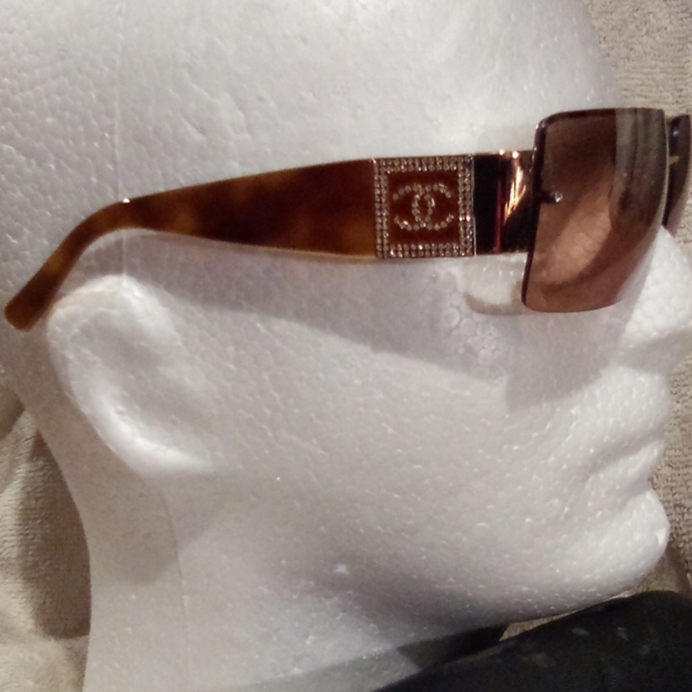 Chanel "Diamante" Vintage Sunglasses,4095B, C.125/6U, 62*15 125. - Picture 4 of 13